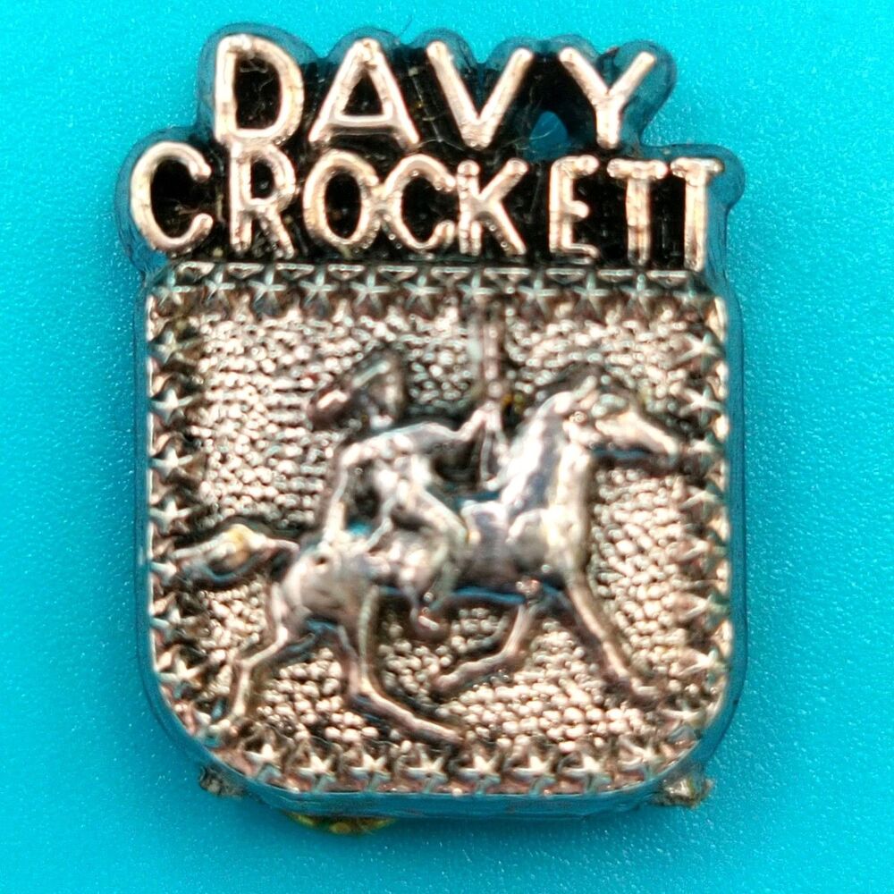 Davy Crockett On Horse Pin Vintage Chrome Plastic Alamo Texas Souvenir